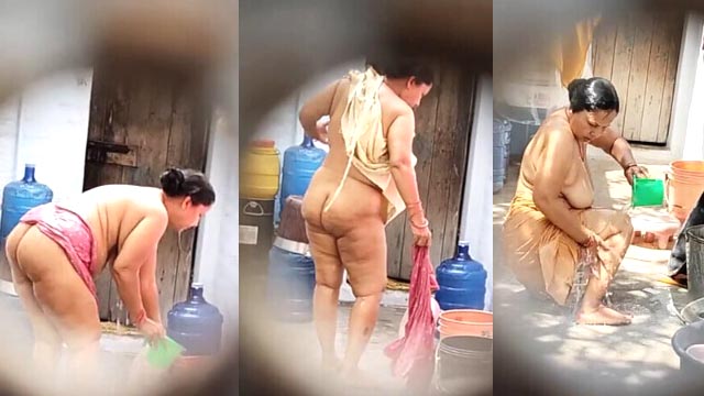 Bhabhi Bathing Secretly Captured Nude By Neighbour Viral Leak