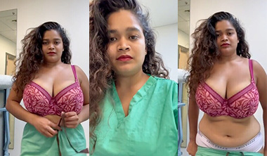 Desi Indian Tanker Nurse – Strip Teasing Big Boobs Show