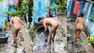 Indian Milf Bhabhi Bathing Her Home Captured Secretly Viral Leak – fsiblogx