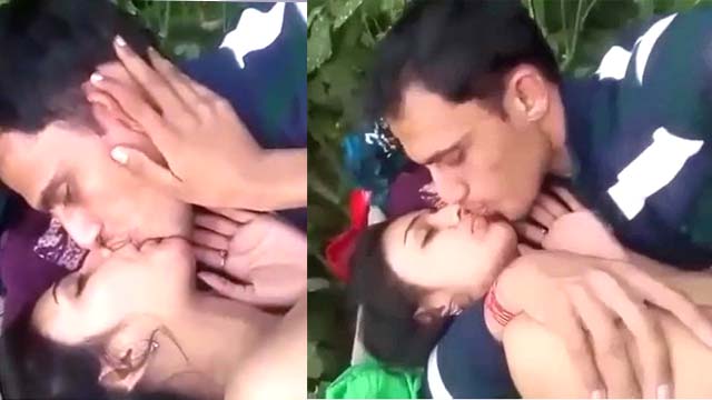 Desi Girl Outdoor Sex Videos – Naughty Desi Public Porn