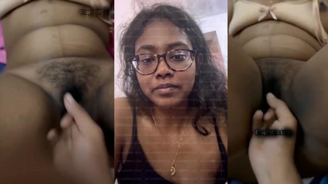 Horny Tamil Girl Enjoying Fingering Doggy Fucking Mms
