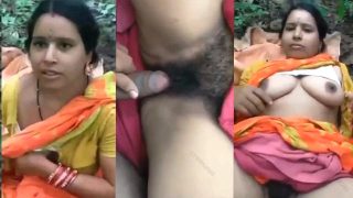 Mallu Village Aunty Affair Sex Outdoor Pussy Licking Mms